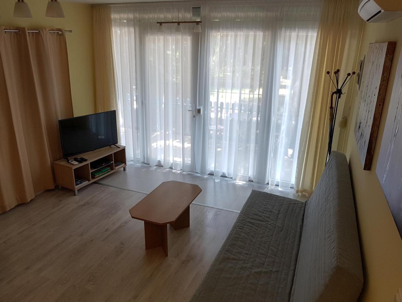 Jo-Jo'S Nyaralohaz Villa ชิโอฟก ภายนอก รูปภาพ